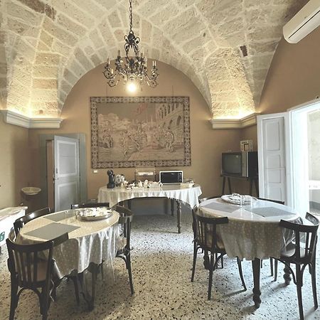 Palazzo De Carlo E Il Parco Dei 7 Pozzi Lecce Exterior foto
