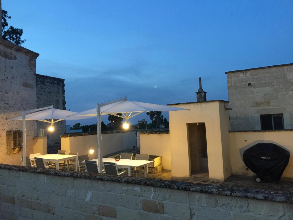 Palazzo De Carlo E Il Parco Dei 7 Pozzi Lecce Exterior foto